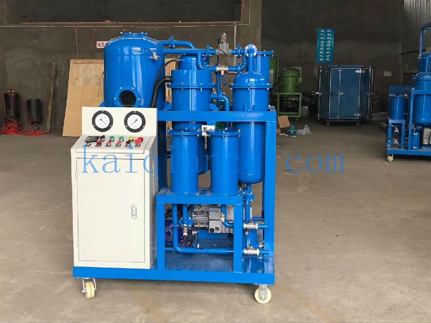 22 (2).jpg 喀麥隆客戶訂購的單級真空濾油機裝箱現(xiàn)場